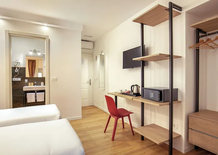Ciao Hotel *